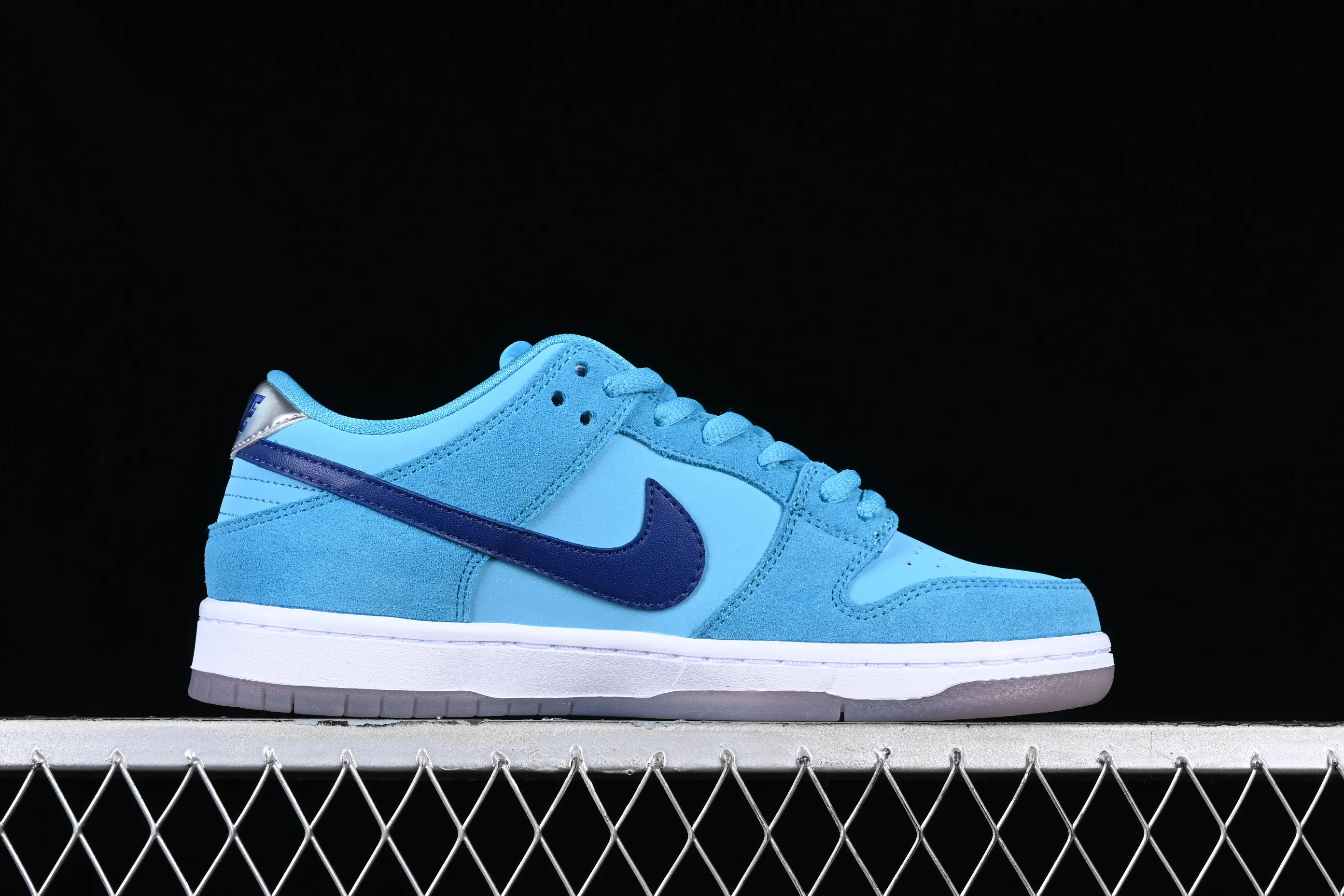 All categories Nk SB Dunk series Nk SB Dunk Low low-top sneakers K version NK SB Dunk Low Pro sky blue imitation wool low-top casual sneakers BQ6817-400